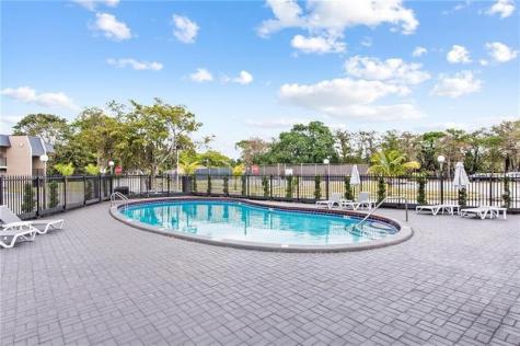 7925 Fairview Drive Tamarac FL 33321