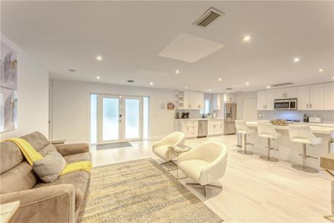 1800 SE Admirals Way Fort Lauderdale FL 33316
