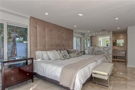 1800 SE Admirals Way Fort Lauderdale FL 33316