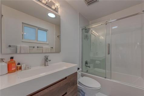 1800 SE Admirals Way Fort Lauderdale FL 33316