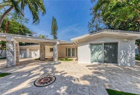 1800 SE Admirals Way Fort Lauderdale FL 33316