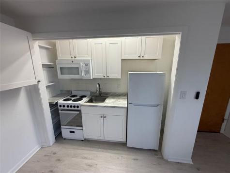 347 Elm Street Hollywood FL 33019