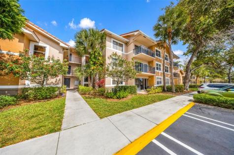 8977 Wiles Road Coral Springs FL 33067