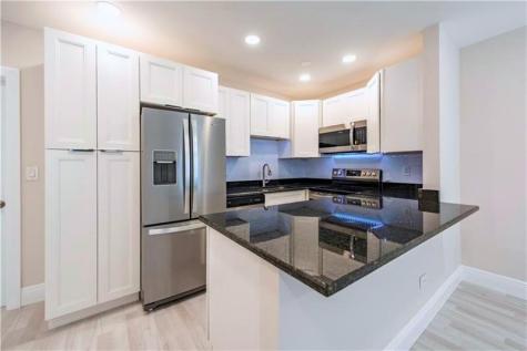 628 NE 8th Avenue Fort Lauderdale FL 33304