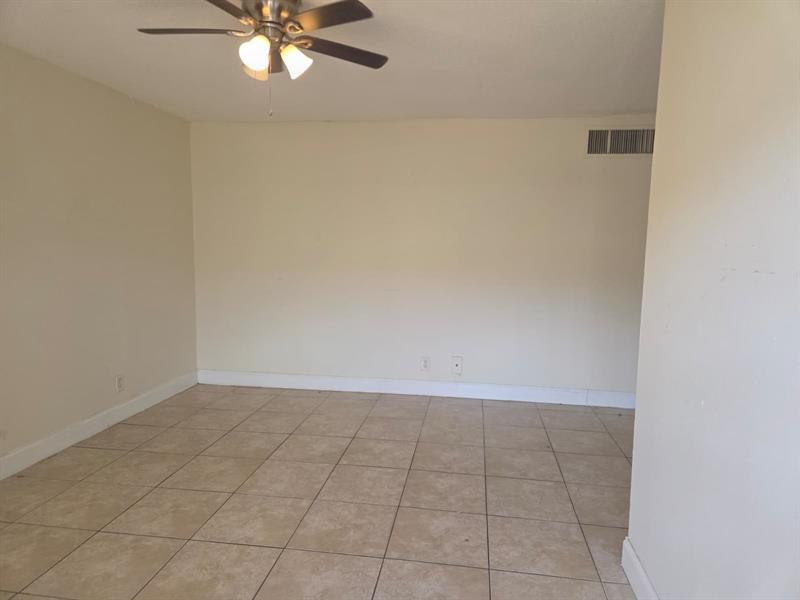 4800 NW 24th Court Lauderdale Lakes FL 33313