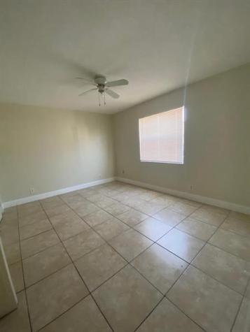 4800 NW 24th Court Lauderdale Lakes FL 33313