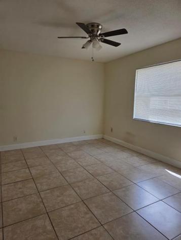 4800 NW 24th Court Lauderdale Lakes FL 33313