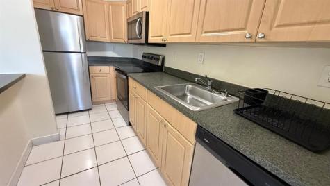 605 S Pine Island Road Fort Lauderdale FL 33324
