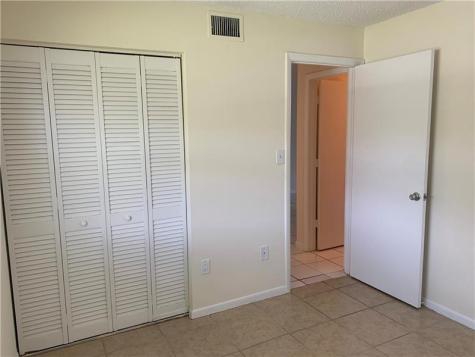 6001 Shakerwood Circle Tamarac FL 33319