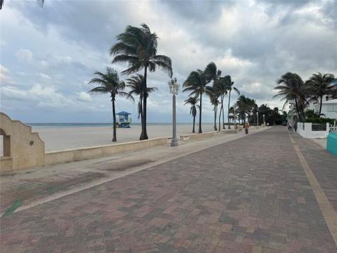323 Monroe Street Hollywood FL 33019