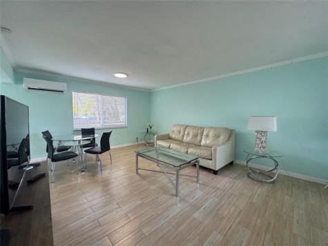 323 Monroe Street Hollywood FL 33019