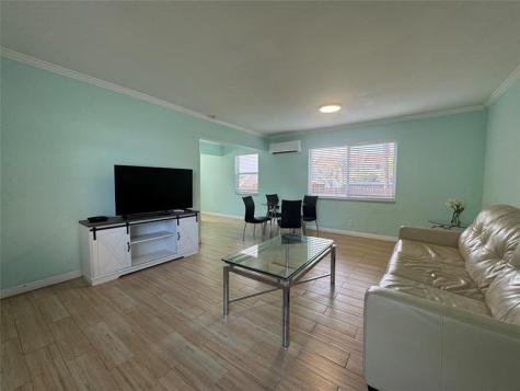 323 Monroe Street Hollywood FL 33019