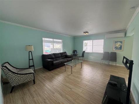 323 Monroe Street Hollywood FL 33019