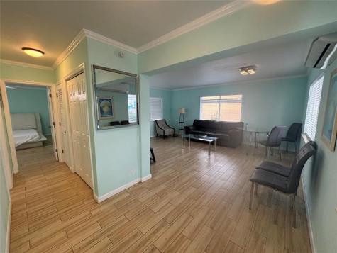 323 Monroe Street Hollywood FL 33019