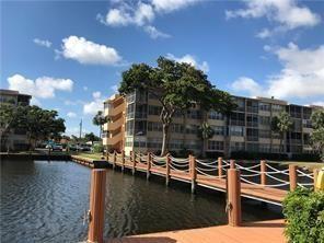 2761 Taft Street Hollywood FL 33020
