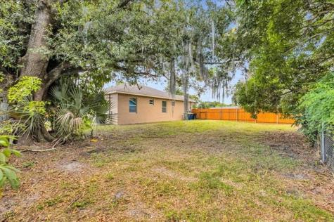 306 N 18th Court Fort Pierce FL 34950