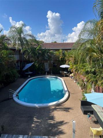 2016 NE 17th Court Fort Lauderdale FL 33305