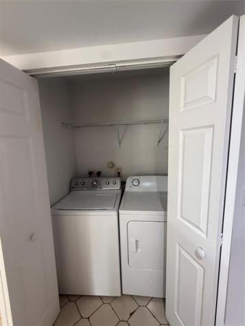 7427 SW 13th Street North Lauderdale FL 33068