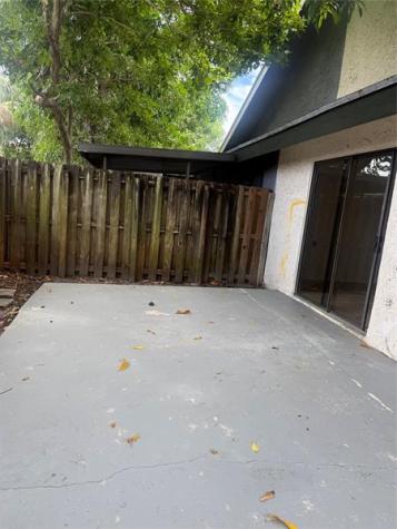 7427 SW 13th Street North Lauderdale FL 33068
