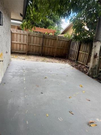 7427 SW 13th Street North Lauderdale FL 33068