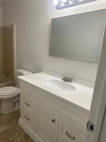 7427 SW 13th Street North Lauderdale FL 33068