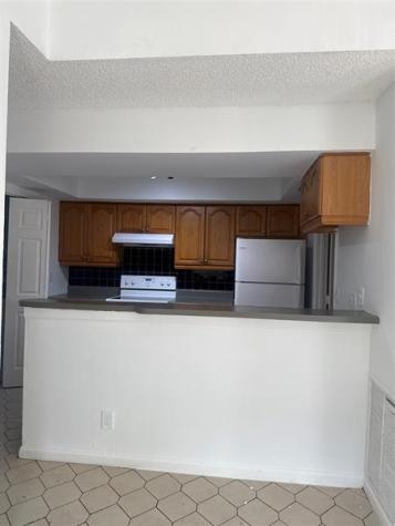 7427 SW 13th Street North Lauderdale FL 33068
