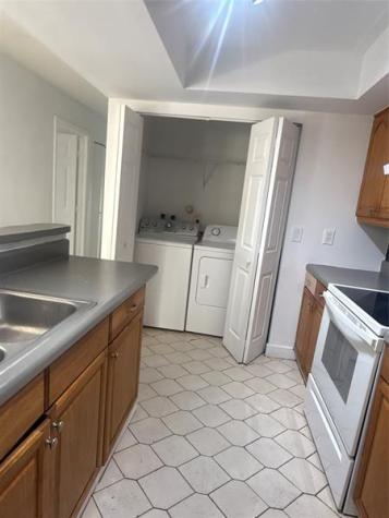 7427 SW 13th Street North Lauderdale FL 33068
