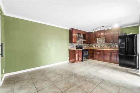 216 Lake Arbor Drive Palm Springs FL 33461