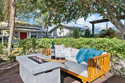 411 SW 10th Street Fort Lauderdale FL 33315