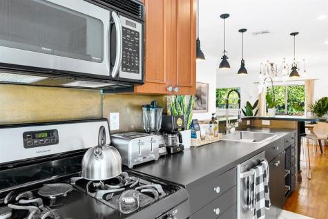 411 SW 10th Street Fort Lauderdale FL 33315