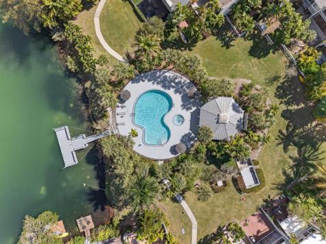4945 SW 71 Place Miami FL 33155