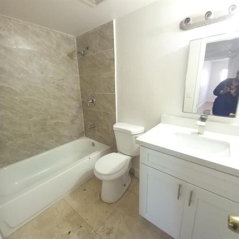 3610 NW 21st Lauderdale Lakes FL 33311