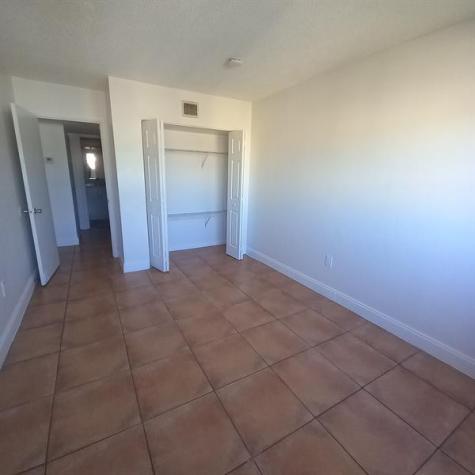 3610 NW 21st Lauderdale Lakes FL 33311