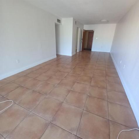 3610 NW 21st Lauderdale Lakes FL 33311