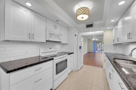 1802 Eleuthera Point Coconut Creek FL 33066