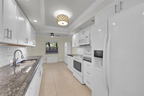 1802 Eleuthera Point Coconut Creek FL 33066