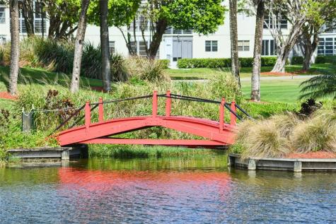1802 Eleuthera Point Coconut Creek FL 33066