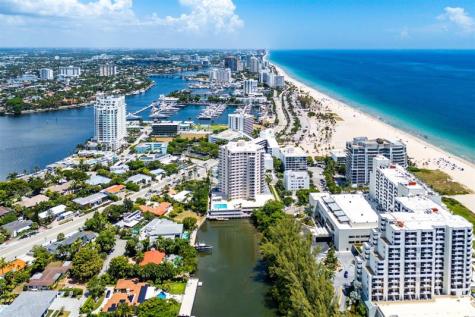 3000 Holiday Drive Fort Lauderdale FL 33316