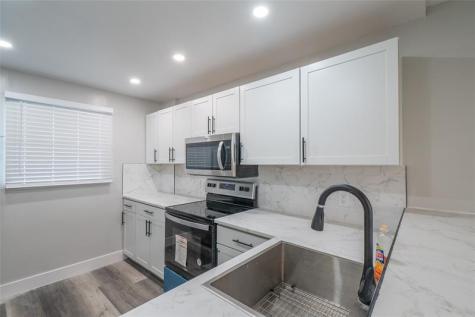 119 Royal Park Drive Oakland Park FL 33309