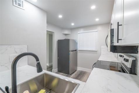 119 Royal Park Drive Oakland Park FL 33309