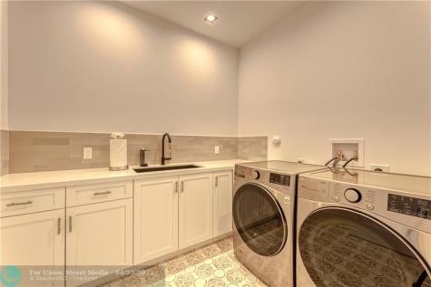 2929 Center Avenue Fort Lauderdale FL 33308