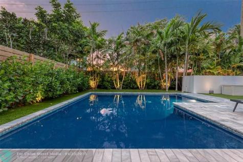 2929 Center Avenue Fort Lauderdale FL 33308