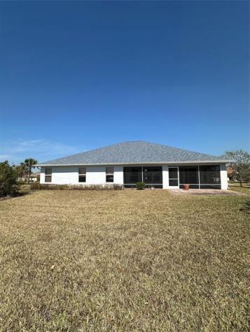 935 Southlakes Way Vero Beach FL 32968
