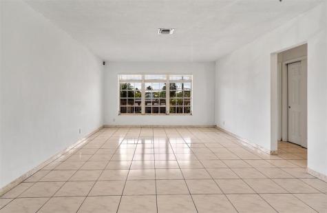 1049 NW 30th Court Wilton Manors FL 33311