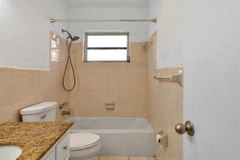1049 NW 30th Court Wilton Manors FL 33311
