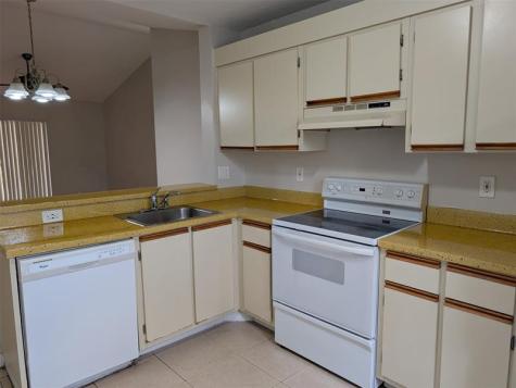 5741 Riverside Drive Coral Springs FL 33067