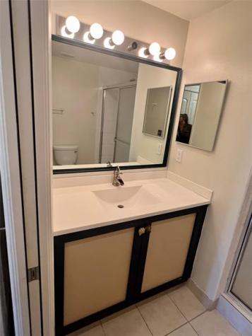 8060 N Nob Hill Road Tamarac FL 33321