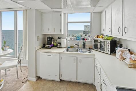 1010 S Ocean Boulevard Pompano Beach FL 33062