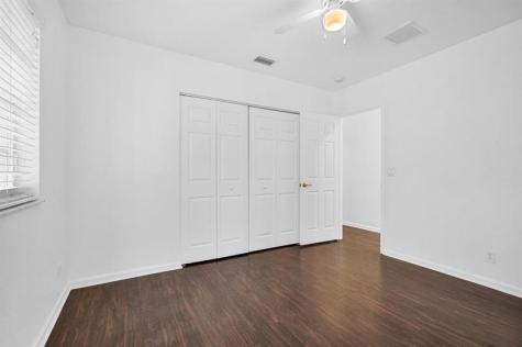 1427 NW 34th Way Fort Lauderdale FL 33311