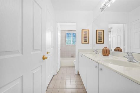 1427 NW 34th Way Fort Lauderdale FL 33311